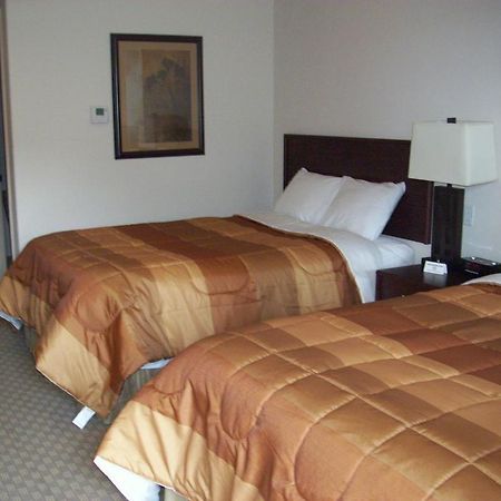 Price Pointe Inn Waukesha Zewnętrze zdjęcie