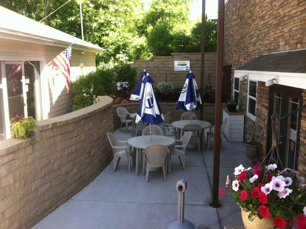 Price Pointe Inn Waukesha Zewnętrze zdjęcie