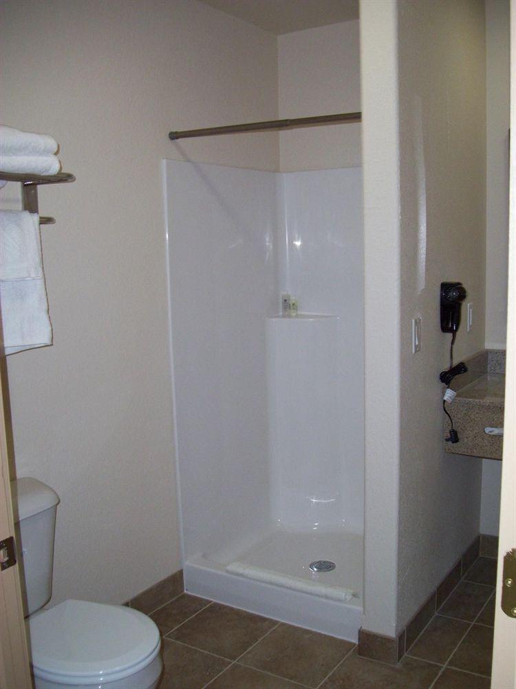 Price Pointe Inn Waukesha Zewnętrze zdjęcie