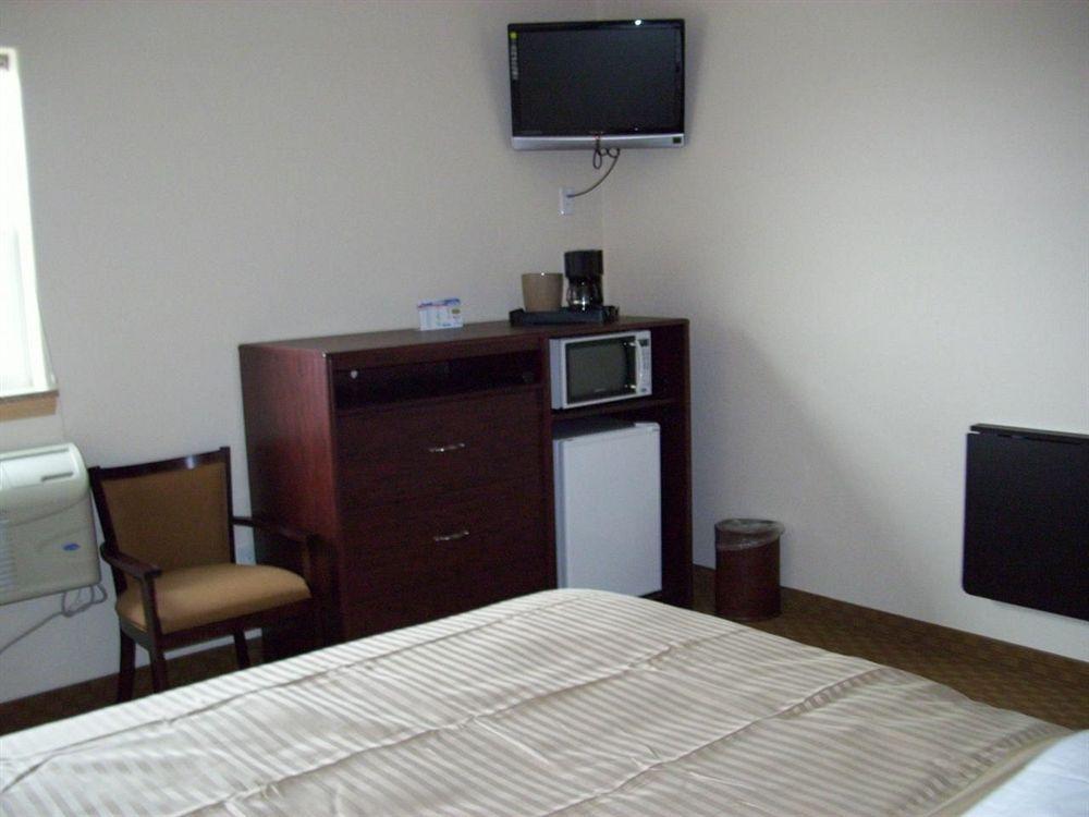Price Pointe Inn Waukesha Zewnętrze zdjęcie