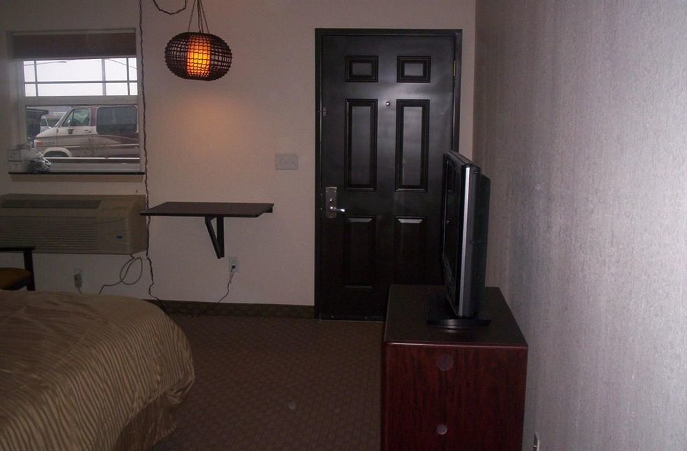 Price Pointe Inn Waukesha Zewnętrze zdjęcie