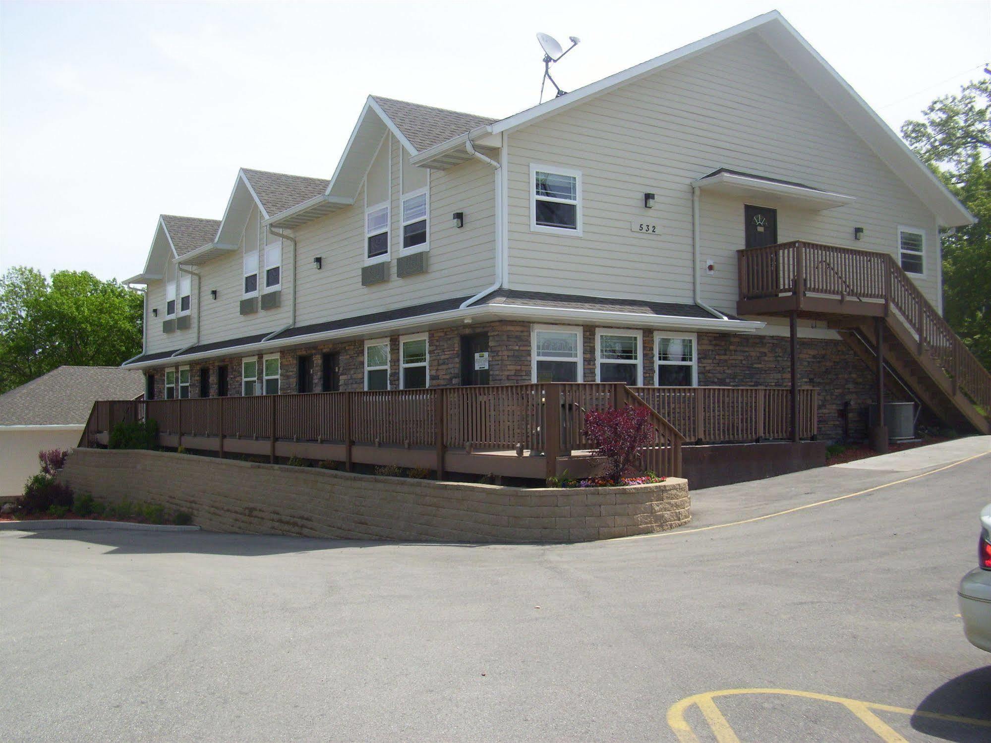 Price Pointe Inn Waukesha Zewnętrze zdjęcie