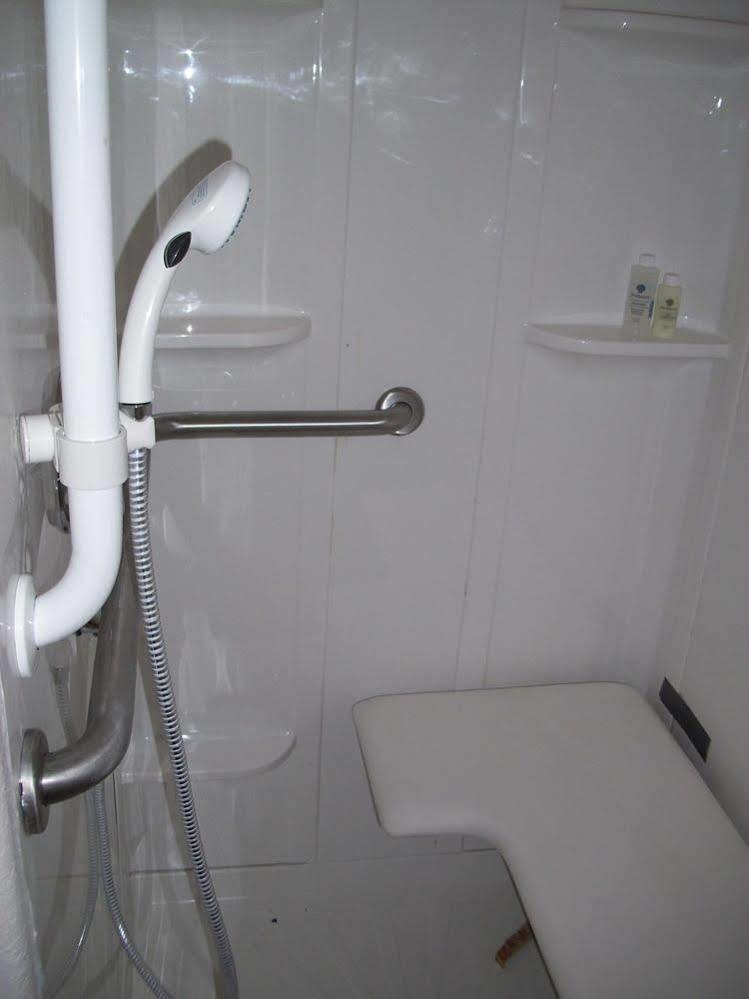 Price Pointe Inn Waukesha Zewnętrze zdjęcie