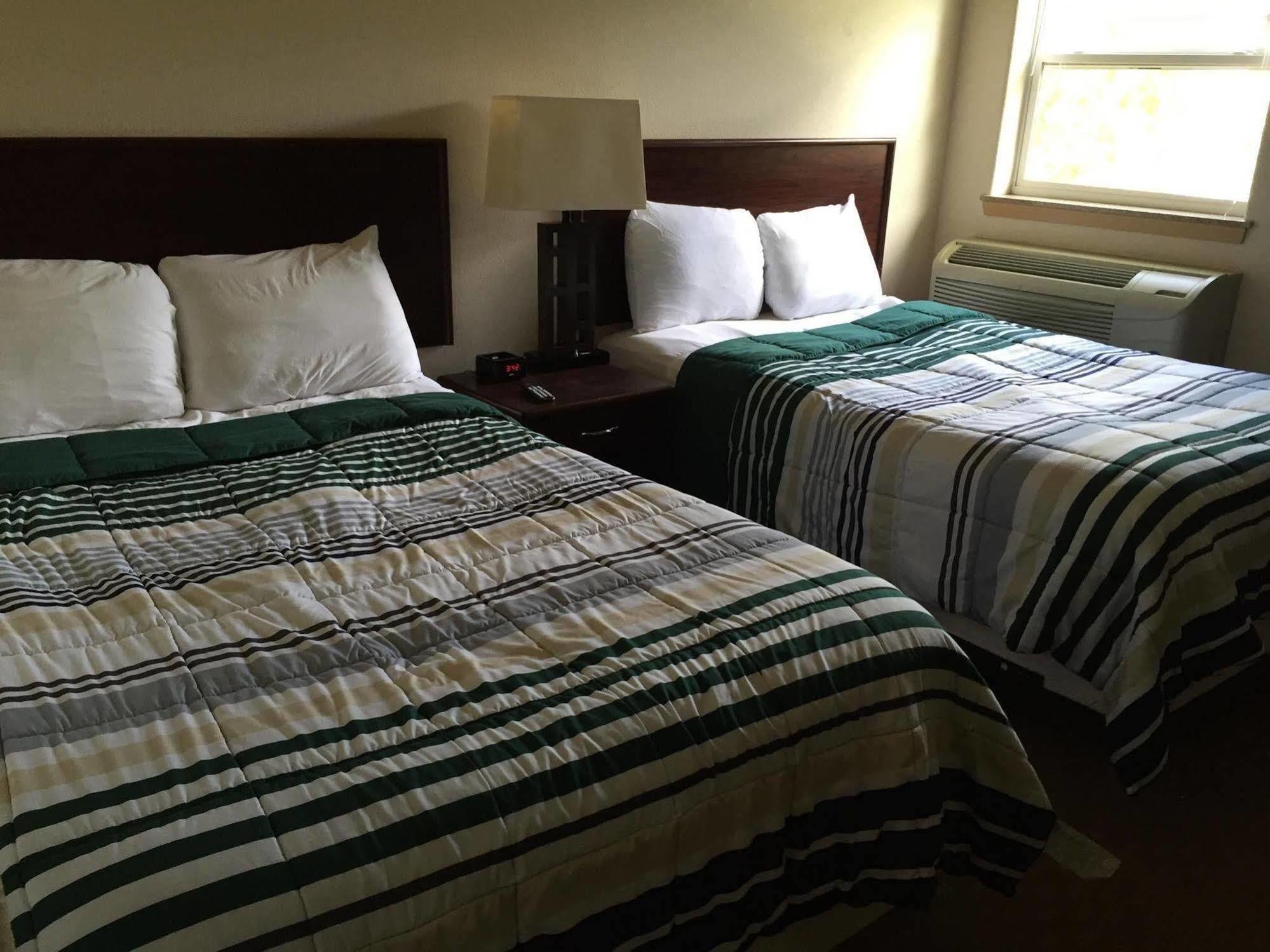 Price Pointe Inn Waukesha Zewnętrze zdjęcie