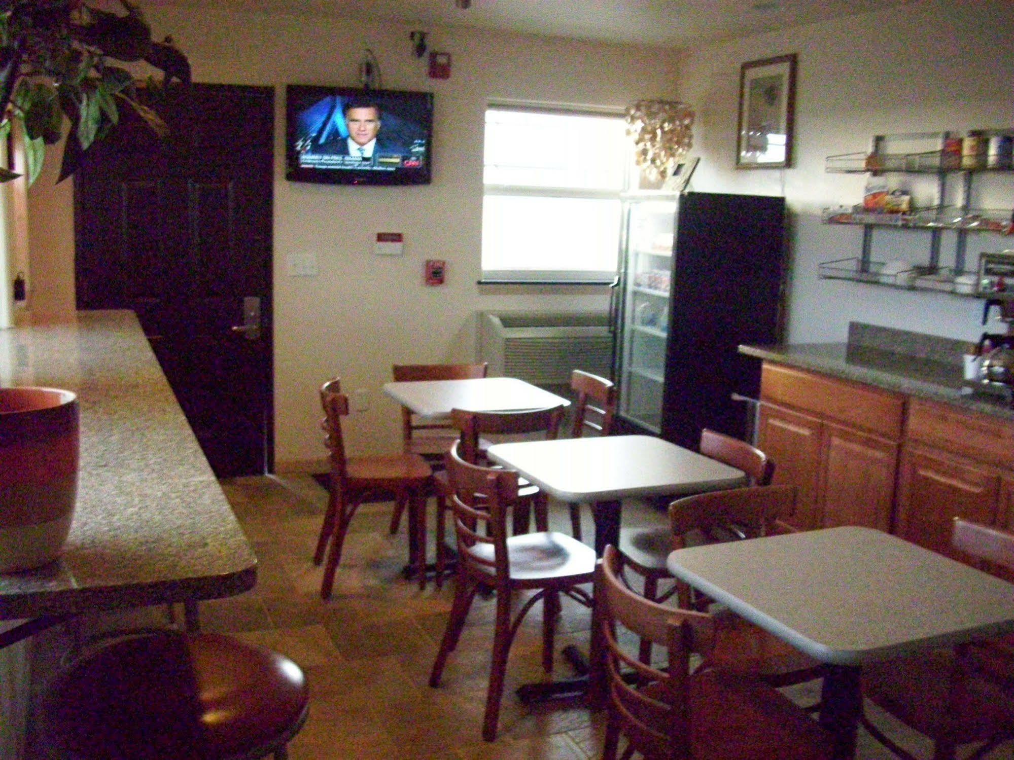Price Pointe Inn Waukesha Zewnętrze zdjęcie