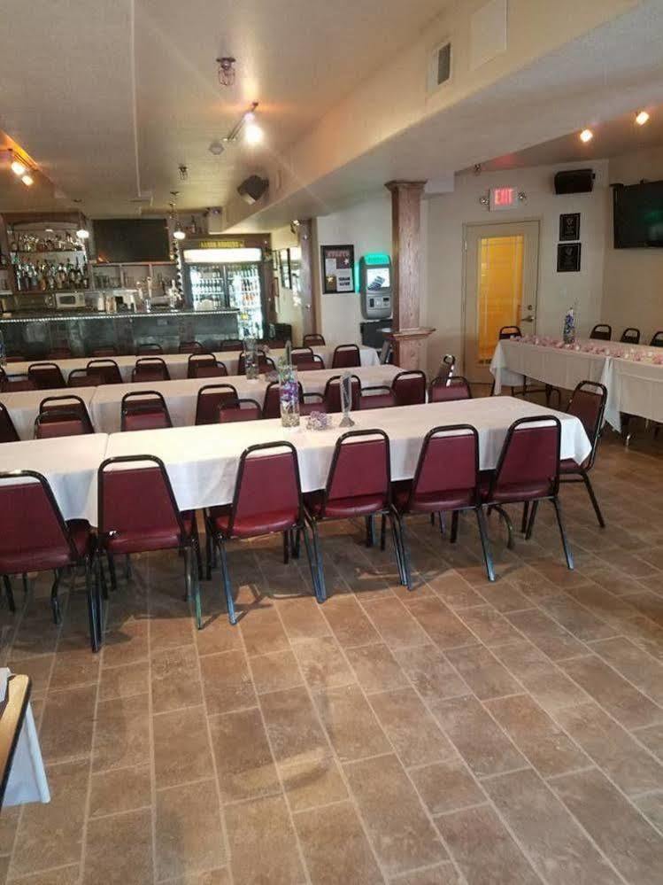 Price Pointe Inn Waukesha Zewnętrze zdjęcie